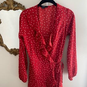 Like new red polka dot forever 21 dress. Size M